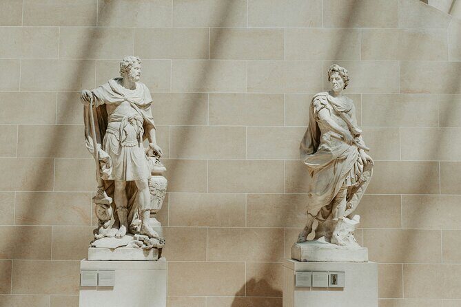 Louvre Treasures Private Experience – Languages Available - Practical logistics: meeting point, walking, and where you finish