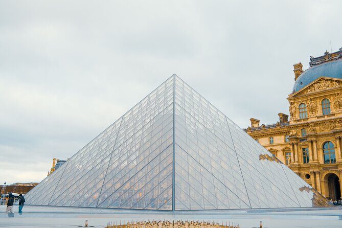 Louvre Treasures Private Experience – Languages Available - FAQ