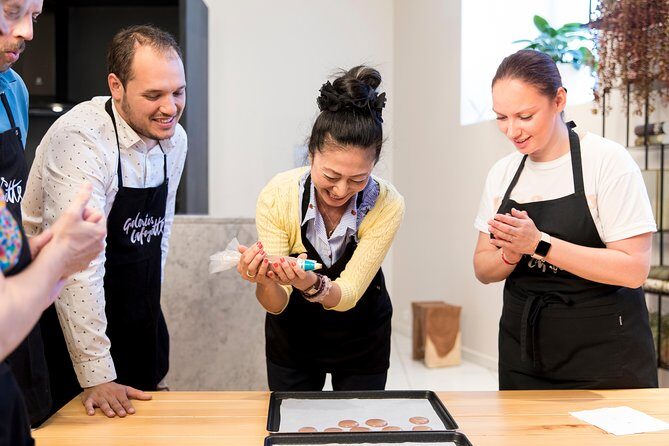 Macaron Bakery Class at Galeries Lafayette Paris - How to pair it with a Galeries Lafayette day
