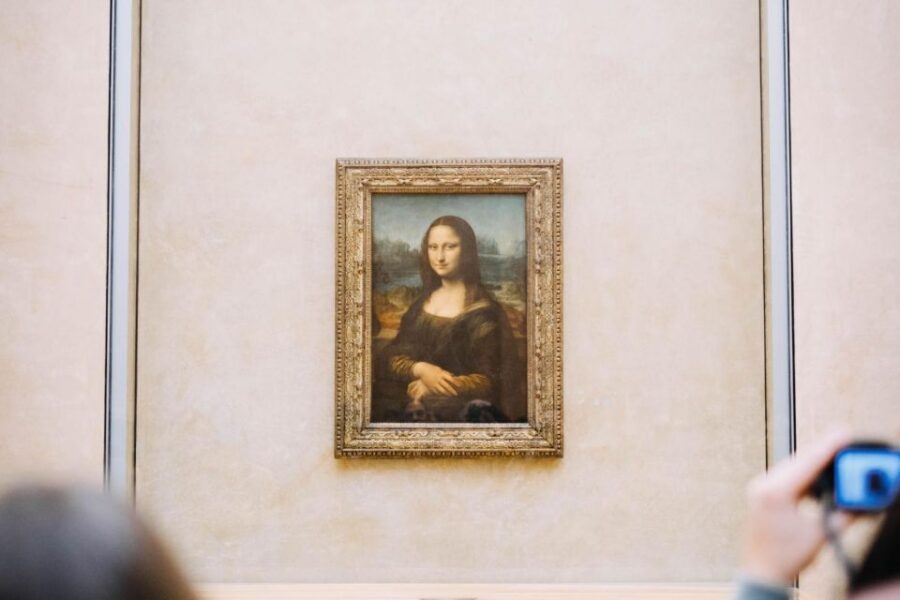 Magnificent tour of the Louvre + Mona Lisa pass - Fast Entry and a Clear Mona Lisa Focus