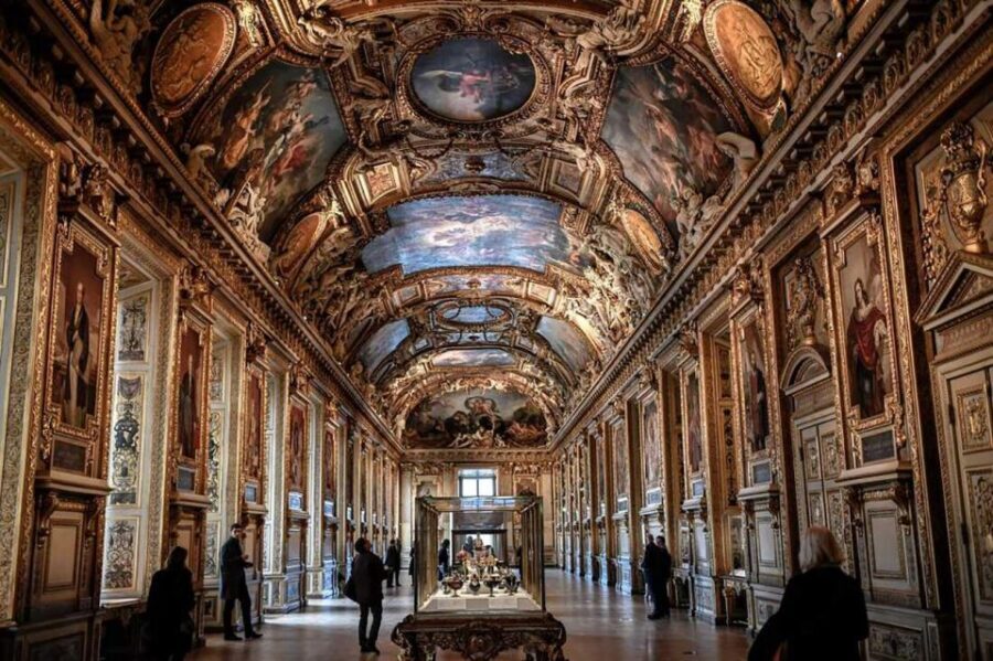 Magnificent tour of the Louvre + Mona Lisa pass - What the Louvre Covers (And Why That Variety Helps)