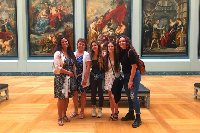 Mamma Mia! Paris Louvre Museum Guided Tour Kid-Friendly Activity - Why the guide makes or breaks this tour