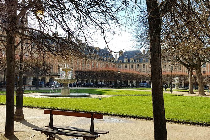 Marais Private Walking Tour - The route: stop-by-stop through the Marais landmarks