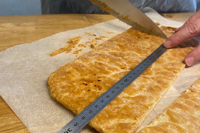 Mille Feuille Napoléon Pastry Class in Paris - Why this Mille-feuille class feels different in Paris