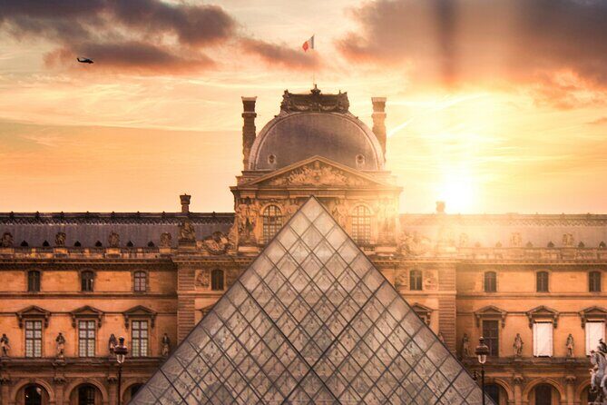 Mona Lisa and Treasures: Louvre Museum Experience 6-people Max - Inside the Louvre in 2 hours: how this tour actually helps