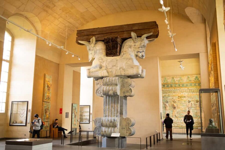Mona Lisa & Treasures: 6-people Max Louvre Experience - How the Guide Turns Paint and Marble Into Stories