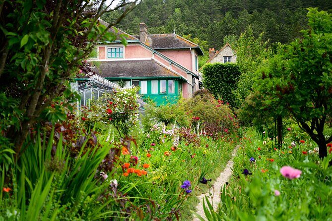Monet's House and Garden & Giverny Village - Fondation Claude Monet: the house and garden combo you actually want