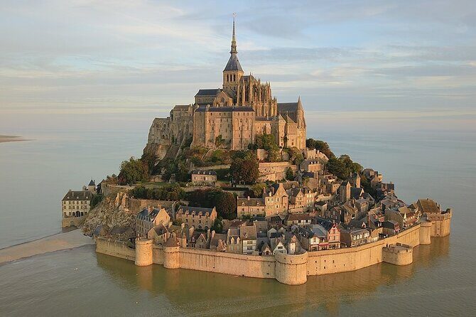 Mont Saint-Michel Abbey in the Middle Ages: A Self-Guided Audio Tour - Photo moments and pacing: how to make it enjoyable