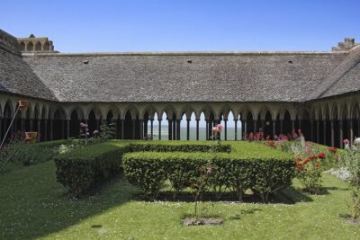 Mont Saint Michel Guided Day Trip with Hotel Pickup - The 6:30 am start and how hotel pickup changes everything