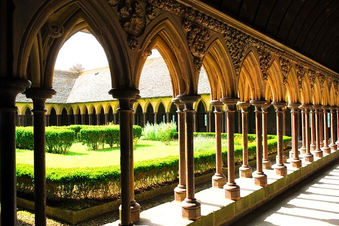 Mont Saint Michel Guided Day Trip with Hotel Pickup - The real rhythm of the day: bus time, shuttle moments, and why 4 hours passes fast