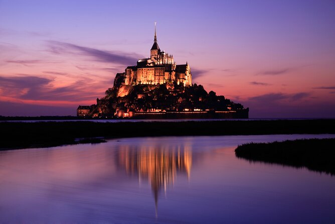 Mont Saint Michel Guided Day Trip with Hotel Pickup - What I think about the guide and group size