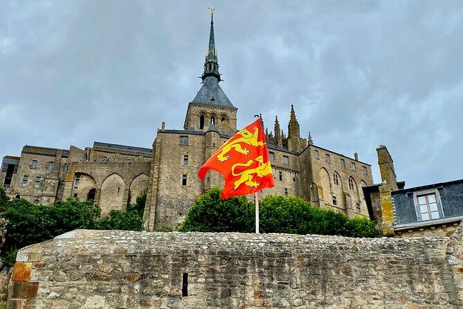 Mont Saint-Michel Small-group by Minivan from Paris with Calvados - Key things to know before you go
