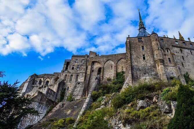 Mont Saint-Michel Small-group by Minivan from Paris with Calvados - Time management: what makes this feel like a good deal (and what to prepare for)