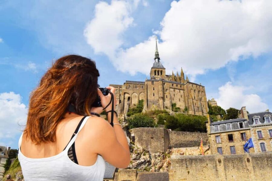 Mont Saint-Michel Small-Group Day Trip from Paris with Abbey Ticket - Meeting Point and Morning Flow From Paris (7:15 AM Start)