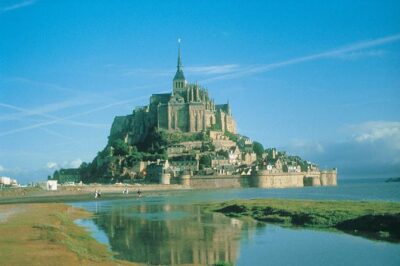 Mont Saint Michel Tour From Paris - Saint-Malo: Walled-City Charm With Freedom to Wander