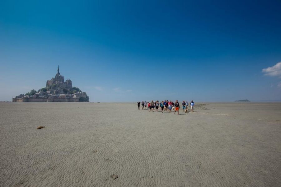 Mont Saint-Michel : Walk with an English-speaking guide - What to Wear and Bring for Comfort (and Safer Steps)