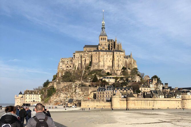 MONT-ST-MICHEL and NORMANDY D-DAY: combined day-trip from PARIS - Omaha Beach: why 50 minutes feels short, but lands