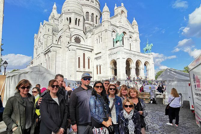 Montmartre and Sacre Coeur Private Guided Tour in Paris - Meeting Point and How the 90-Minute Route Works