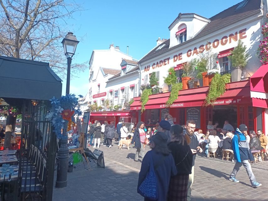Montmartre: Guided Tour for Kids and Families - Lapin Agile and painter-era Montmartre stops