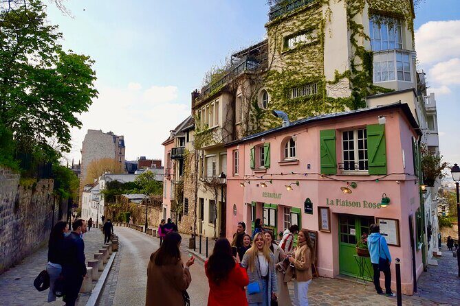 Montmartre Guided Walking Tour: Famous Artists and Cabarets - Moulin Rouge to Le Moulin de la Galette: cabaret flash and the windmill beat