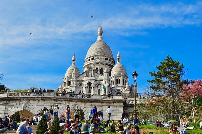 Montmartre Guided Walking Tour: Famous Artists and Cabarets - Sacré-Cœur finale: the hilltop payoff and what to do next