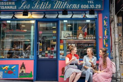 Montmartre Private Food Walking Tour With Locals: The 10 Tastings - Moulin Rouge area: where the 10 tastings start (and why order can matter)