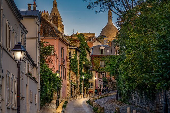 Montmartre: Secret Stories of Paris - Self-Guided Audio Tour - How the self-guided audio tour works (offline, GPS, and pacing)