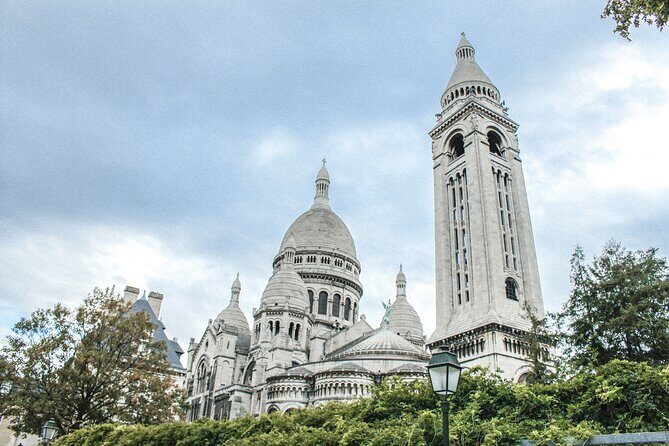 Montmartre: Secret Stories of Paris - Self-Guided Audio Tour - Price and value: what $17.64 buys you in Montmartre