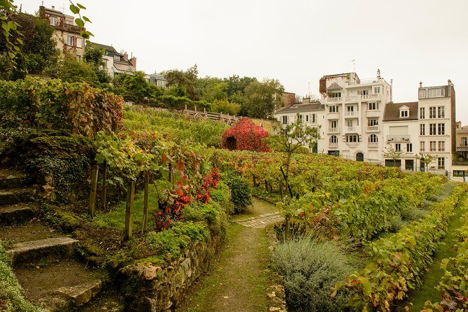 Montmartre Self-Guided Audio Tour: More Than Meets the Eye - Montmartre, mapped for a self-paced audio walk