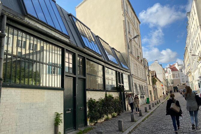 Montmartre Semi Private Tour: from Moulin Rouge, to Sacré-Cœur - Rue des Martyrs and Montmartre’s cobblestone rhythm