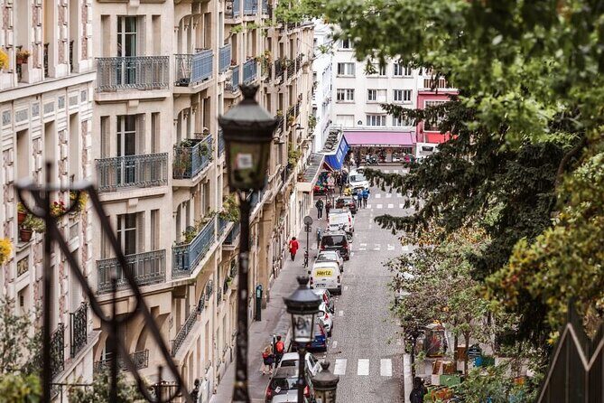 Montmartre Tour with a Local Guide: Private & 100% Personalized - A famous cemetery stop for quiet perspective in the middle of the city