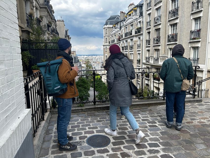 Montmartre Walking Tour: A Journey Through Art and History - Key things you’ll notice on this Montmartre art walk