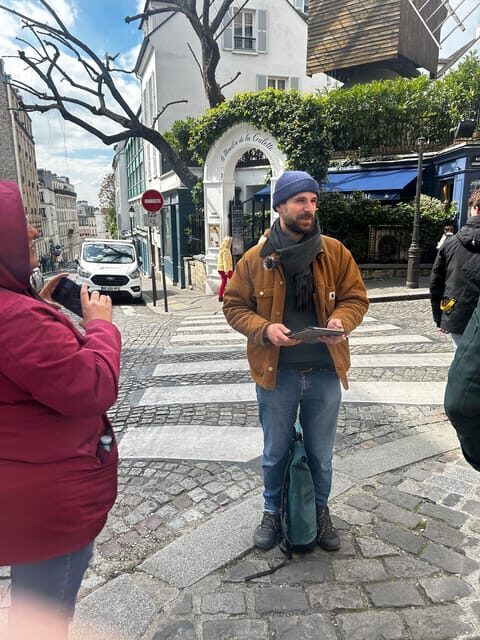 Montmartre Walking Tour: A Journey Through Art and History - Where the tour starts: Place Blanche to the hill’s story
