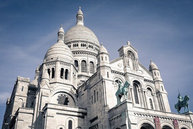 Montmartre Walking Tour Cultural Charm and Tasty Treats - Why Montmartre works so well with a guide