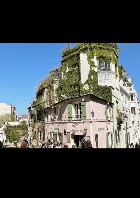 Montmartre Walking tour & French Perfumery Experience - Price and value: $33 for 3 hours that combines street time and a premium activity