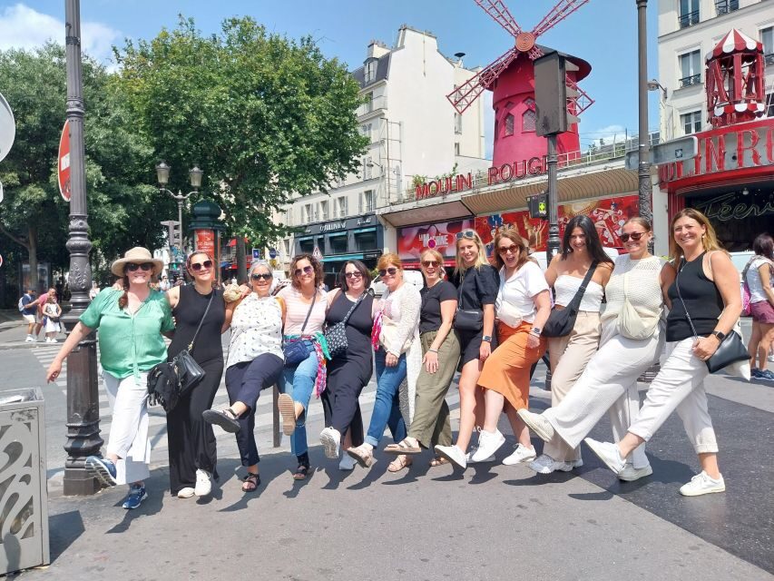 Montmatre Walking Tour: the essential highlights+ - The in-between landmarks: Passe-Muraille, old vineyard, and Dilada