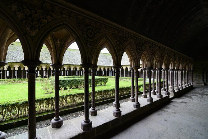 Mt St. Michel Private Tour with Abbey tickets and tour guide - Price and value: when $324.24 per person makes sense