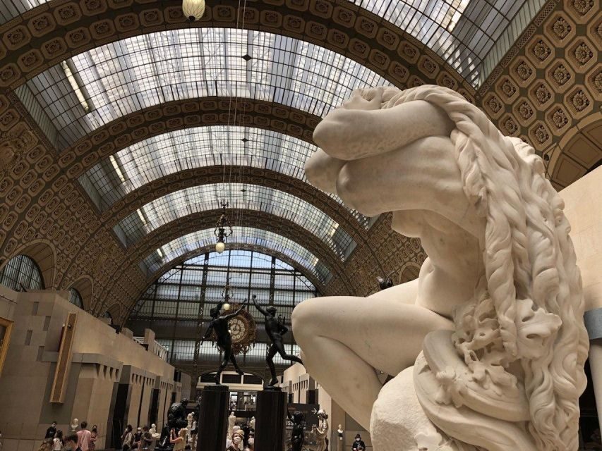 Musée d'Orsay: Impressionists with skip-the-line ticket - Group size, hearing clearly, and guides like Sacha, Maria, and Deli