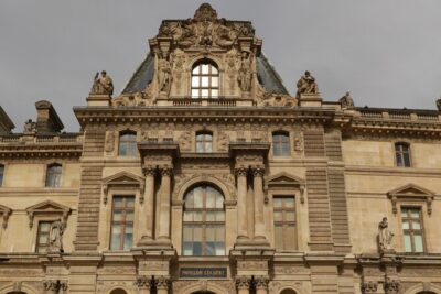 Neoclassical Paris Architecture 2-Hour Private Walking Tour - Stop 2: Place des Victoires and the Classic Predecessor Effect