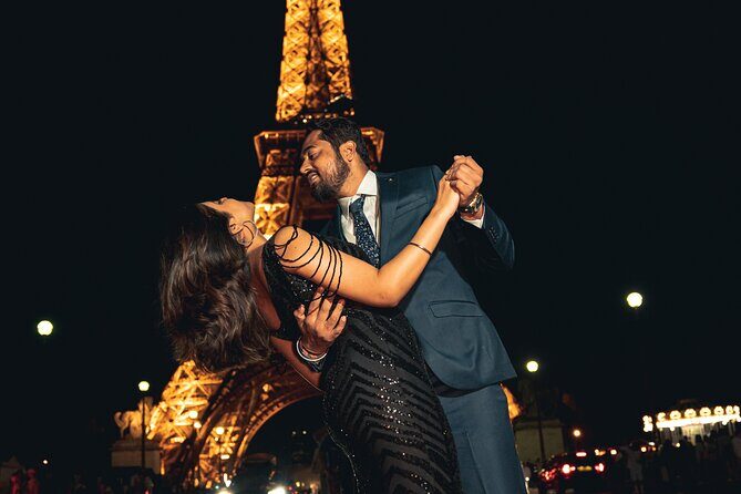 Night Photoshoot in Paris - Eiffel Tower viewpoints in 30 minutes: efficient, not rushed