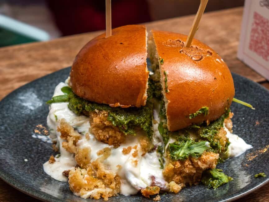 No Diet Club - A selection of the best burgers in Paris ! - The 6 burgers you’ll taste: what each style is really about