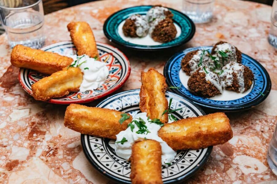 No Diet Club - Unique local Food in Paris! Canal st Martin - Walking pace and timing: what 3 hours feels like