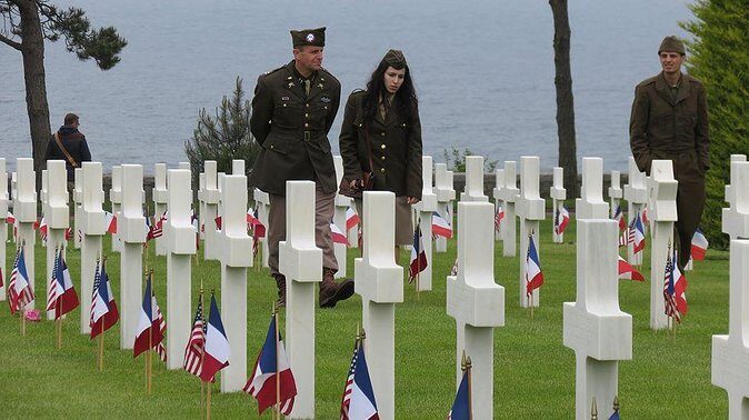 Normandy D-Day Beaches All-American Private Day Tour from Paris - Private transport from Paris: a calmer way to see Omaha and Utah