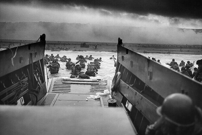 Normandy D-Day Beaches: Immersive Small Group Tour from Paris - Arromanches-les-Bains and the Mulberry Harbor Remains