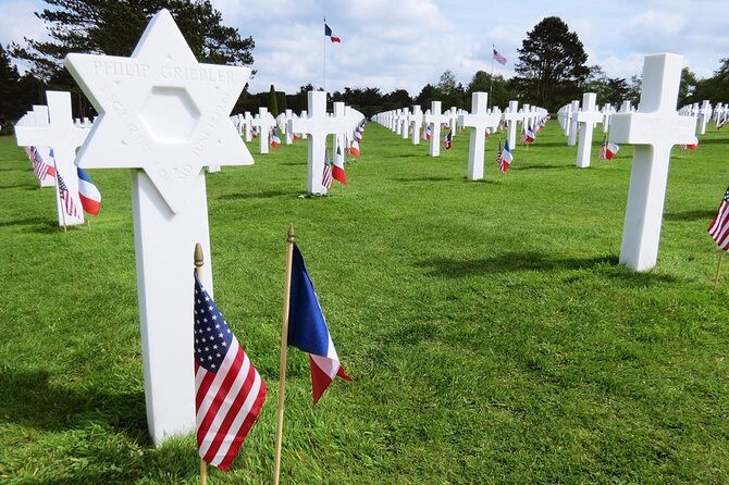Normandy D-Day Private Tour with Omaha Beach from Paris - Pointe du Hoc: Bomb Craters, German Bunkers, and Rangers