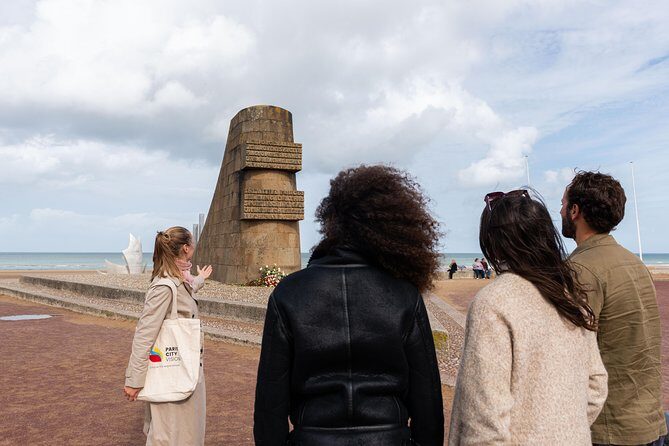 Normandy D-Day Tour Guided Small Group From Paris - A 7:00 am start and a day built around the beaches