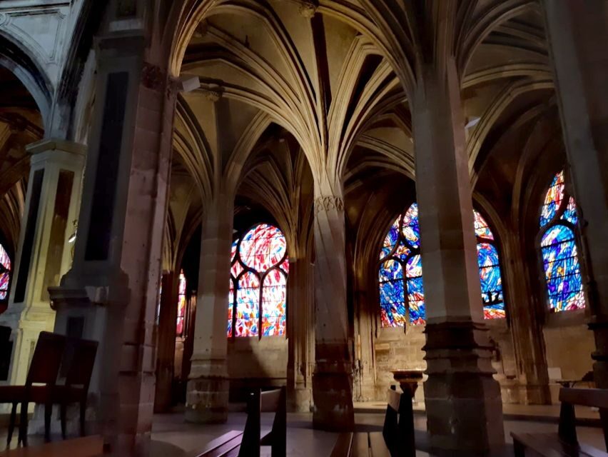 Notre-Dame Cathedral Private tour - Practical details that keep the tour smooth