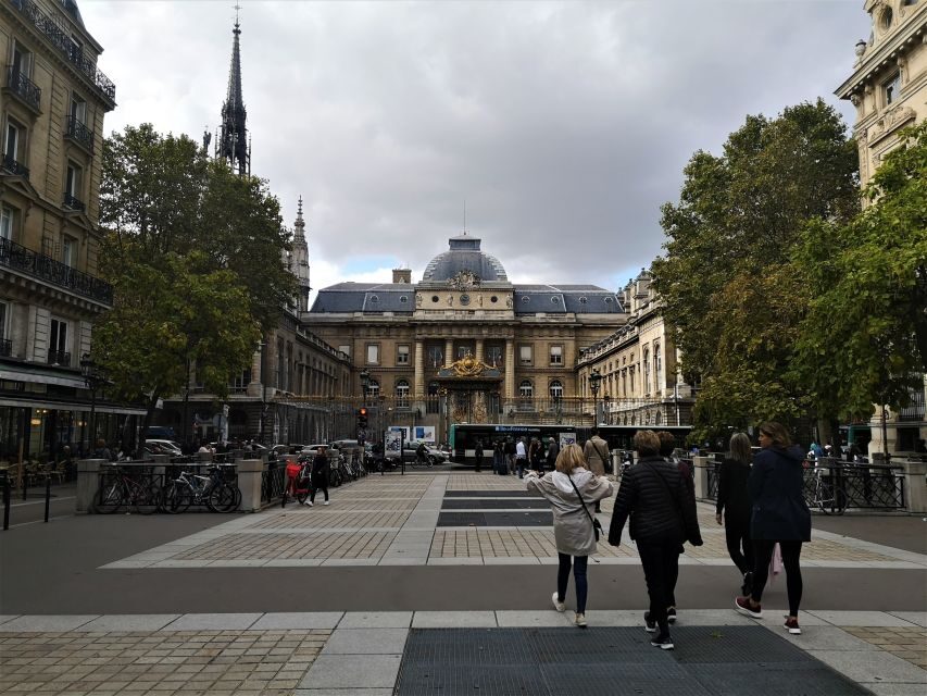 Notre-Dame Outside Île de la Cité & St Severin Private Tour - The 2019 fire and the reconstruction story (told without the doom)