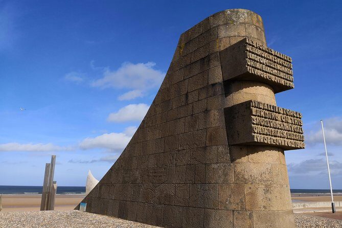 OMAHA Beach - Day trip from Paris to Normandy in a small group (3/7 pax) - Widerstandsnest 62 and the 1st Infantry Division monument