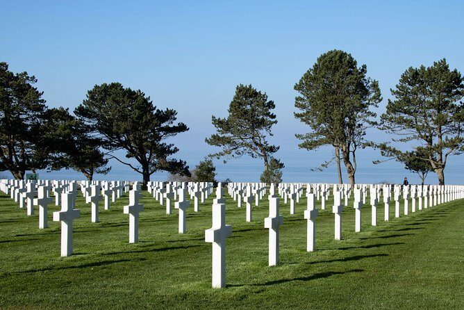 OMAHA Beach - Day trip from Paris to Normandy in a small group (3/7 pax) - Who should book this Normandy D-Day day trip?